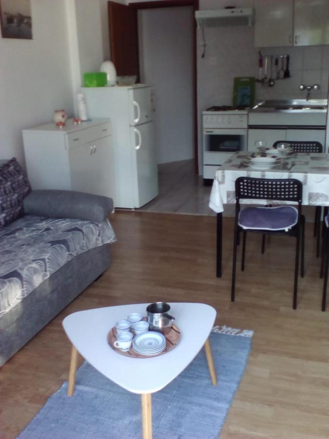 Apartment Meri 2Nd Floor ドラマリ エクステリア 写真